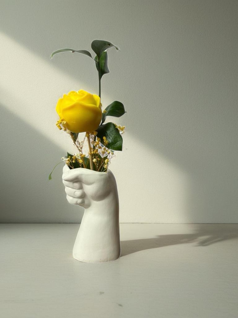 mano floral
